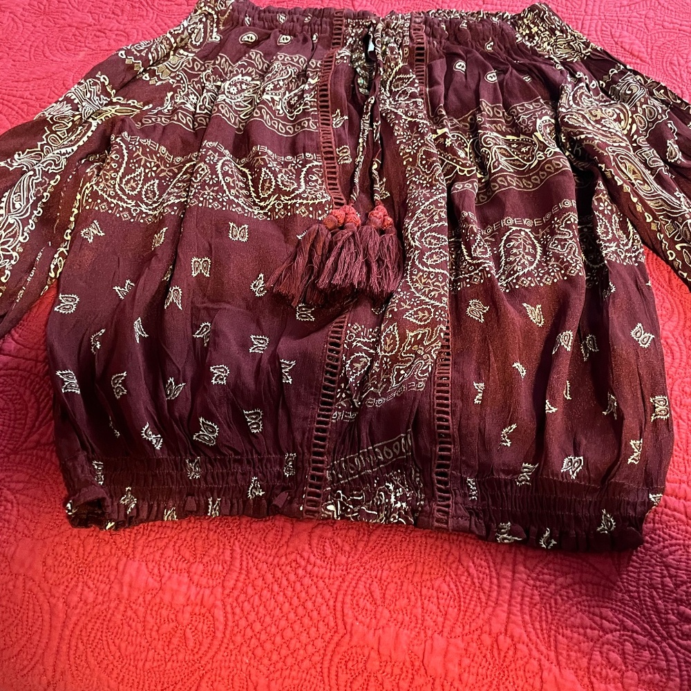 Miss June Burgundy peasant shirt, size Small, NEW without tags